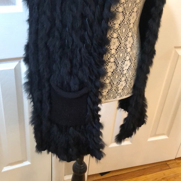 Faux Fur & Sweater Vest - Picture 2 of 7